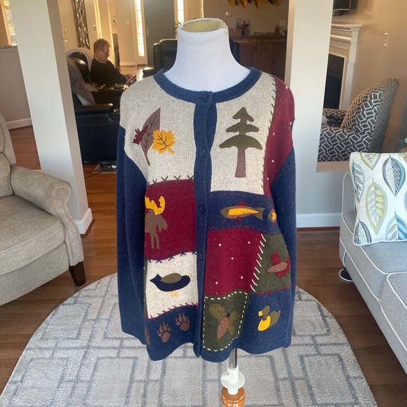 Vintage Y2K cottage core patchwork cardigan wildlife/winter theme sweater Large - Picture 3 of 5